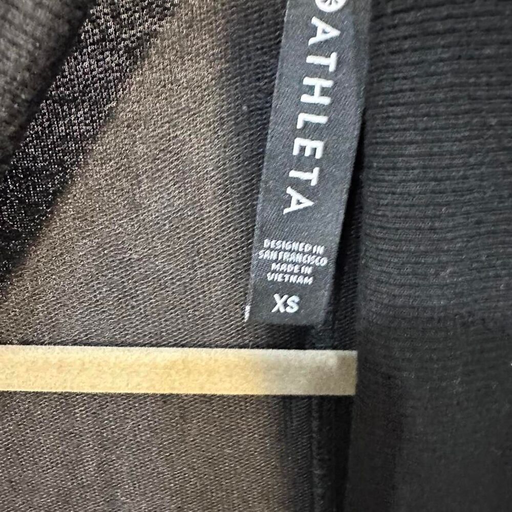 Athleta Black Pranayama Open Front Yoga Wrap Sweater NWOT Size XS - Picture 3 of 4